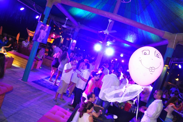 Saturday Night At Edde Sands